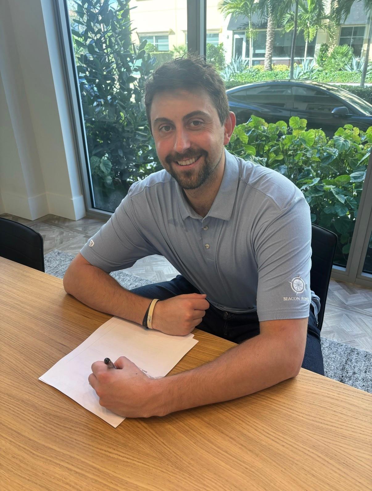 본문 이미지 - SSG 랜더스와 계약한 앤서니 베니지아노. (SSG 제공)