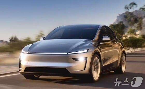 본문 이미지 - 테슬라 중형 전기 SUV '모델 Y'의 모습(자료사진. 테슬라코리아 홈페이지 갈무리).