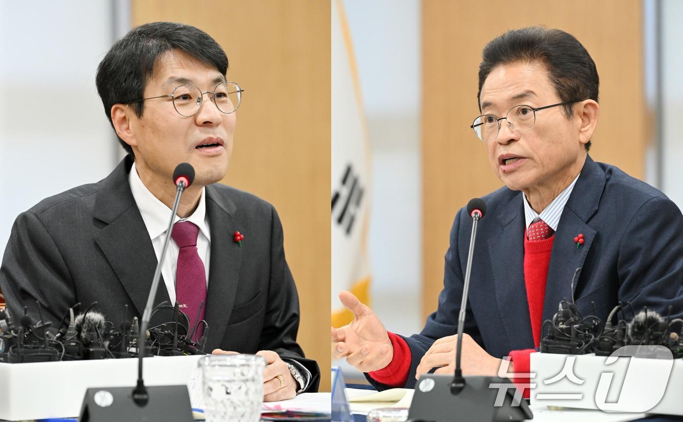 본문 이미지 - 이철우 경북지사(오른쪽)와 김정기 대구시장 권한대행(행정부시장)이 20일 오후 경북 안동시 경북도청에서 열린 대구·경북 행정통합 추진협의 회의에서 발언하고 있다. (경북도 제공. 재판매 및 DB 금지) 2026.1.20/뉴스1 ⓒ News1 공정식 기자
