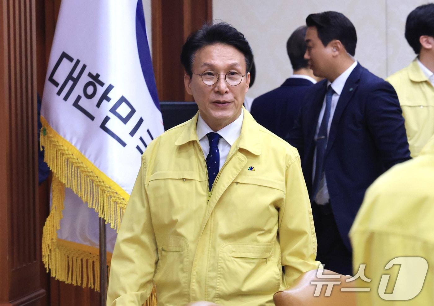 본문 이미지 - 김민석 국무총리가 20일 서울 종로구 정부서울청사에서 열린 제22차 국가테러대책위원회의에 참석하고 있다. 2026.1.20/뉴스1 ⓒ News1 임세영 기자