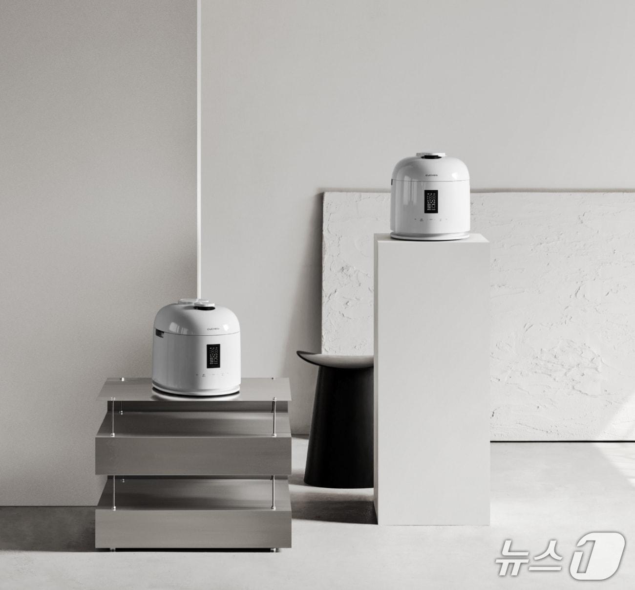 본문 이미지 - 신규 컬러 '글로시 퓨어 화이트' 123 밥솥. (쿠첸 제공)
