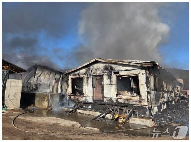 본문 이미지 - 화재 현장. (경기도소방재난본부 제공. 재판매 및 DB 금지) 2026.1.21/뉴스1
