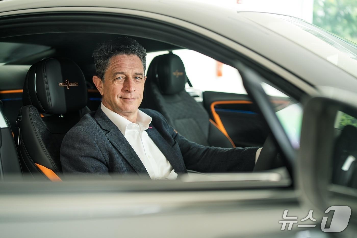 본문 이미지 -  데이브 헤이터 벤틀리모터스 신임 아시아-태평양 지역 총괄 디렉터.