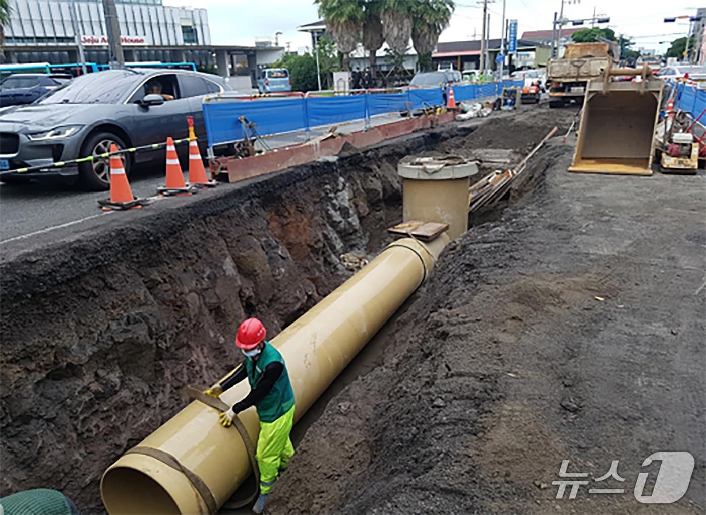 본문 이미지 - 제주시의 한 하수관로.(제주특별자치도 제공, 재판매 및 DB 금지)