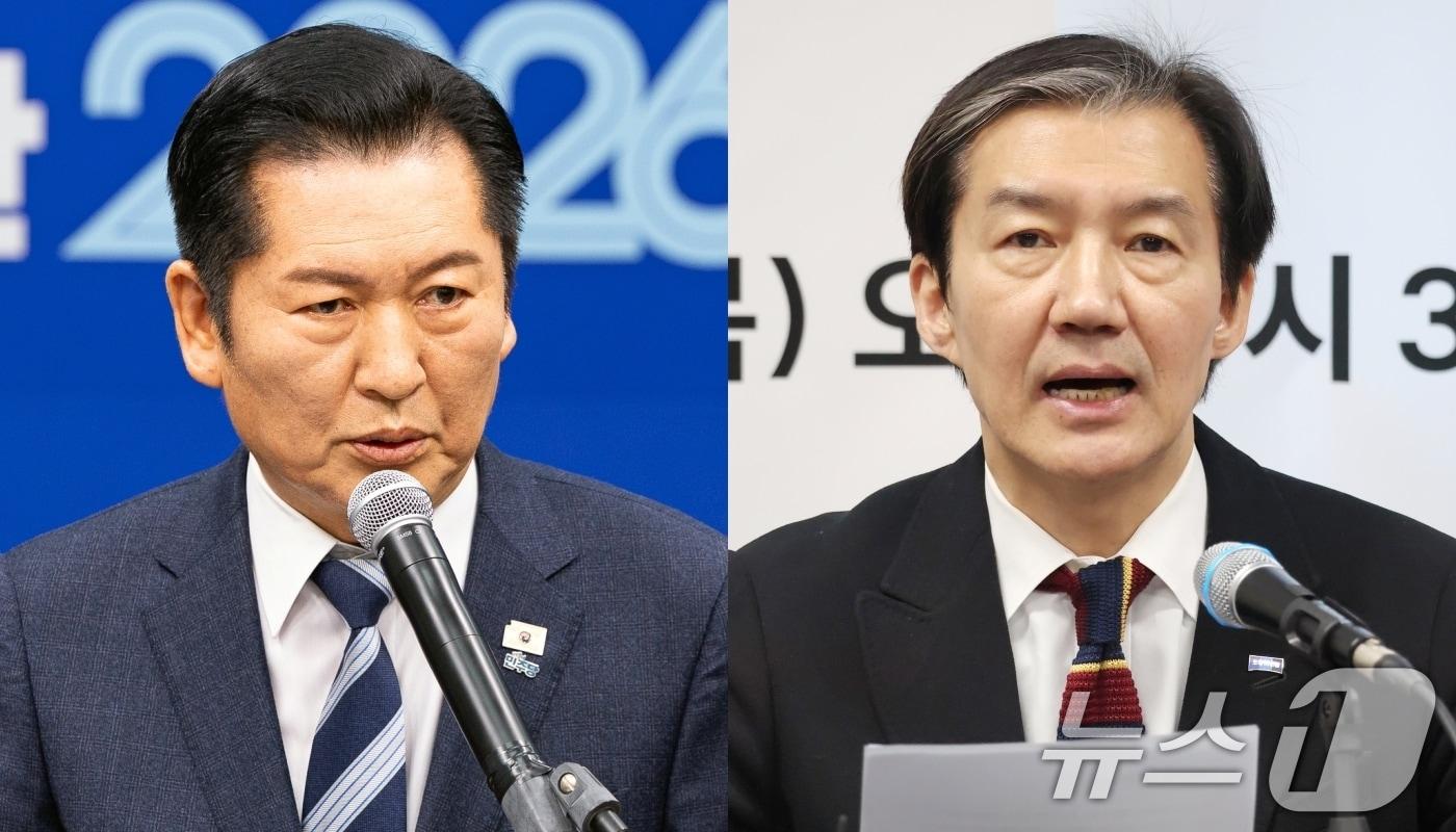 본문 이미지 - 22일 정청래 더불어민주당 대표가 서울 여의도 국회에서 긴급 기자회견을 열고 조국혁신당에게 합당을 제안하고 있다(왼쪽). 같은날 조국 조국혁신당 대표가 전북 전주시 조국혁신당 전북도당에서 열린 '전북 현장 최고위원회'에서 모두발언을 하고 있다. 이날 정청래 대표의 조국혁신당 합당 제안 발표에 조국 대표는 “국민과 당원 의 목소리를 경청해 결정하겠다”고 밝혔다. 2026.1.22/뉴스1 ⓒ News1 유승관 기자,유경석 기자