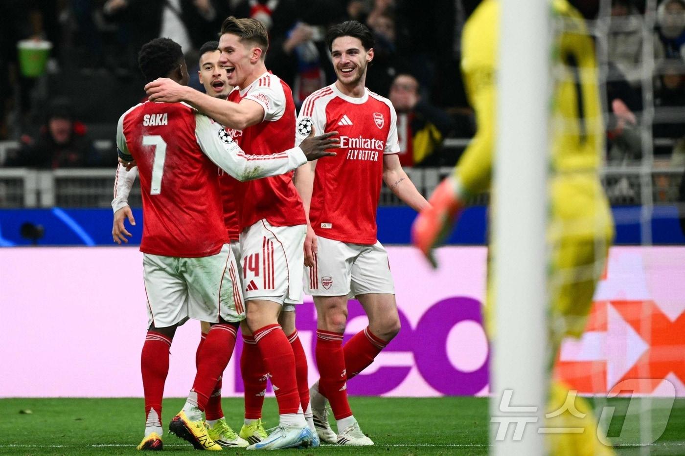 본문 이미지 - 유럽축구연맹(UEFA) 챔피언스리그에서 7전 전승을 기록 중인 아스널. ⓒ AFP=뉴스1