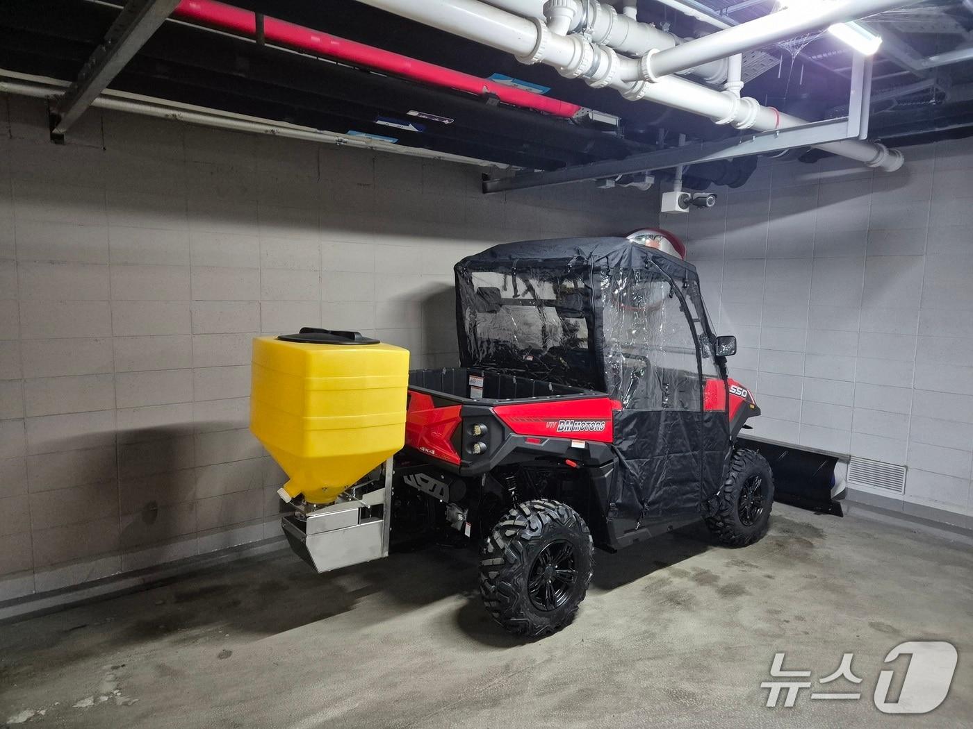 본문 이미지 - 소형제설차량. (군포시 제공. 재판매 및 DB 금지) 2026.1.22/뉴스1