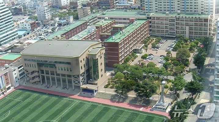본문 이미지 - 부산 경남공업고등학교 전경.(부산시교육청 제공. 재판매 및 DB금지)
