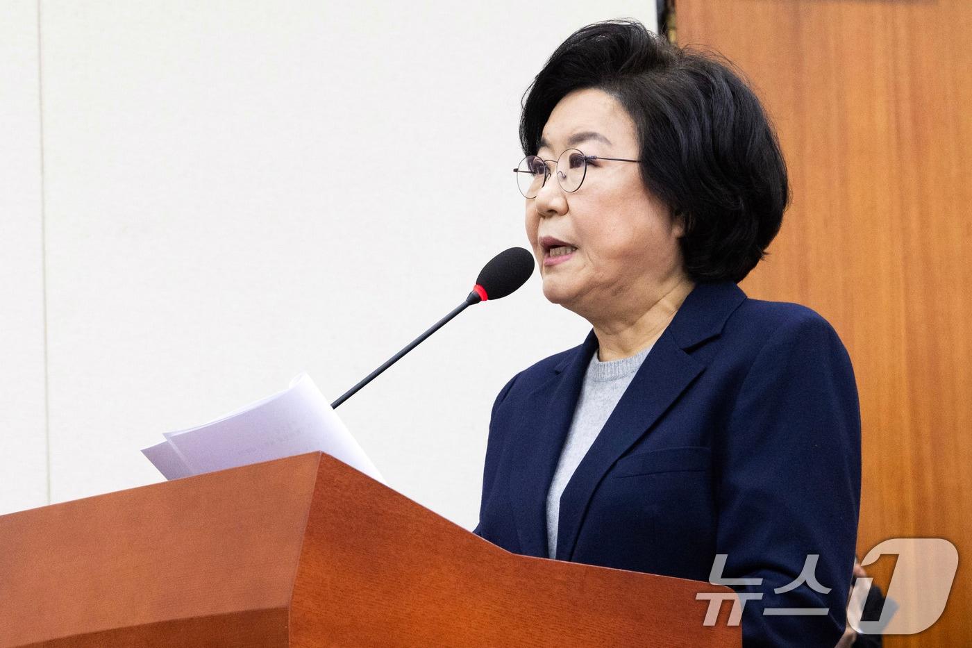 본문 이미지 - 이혜훈 기획예산처 장관 후보자가 23일 서울 여의도 국회에서 열린 제431회국회(임시회) 재정경제기획위원회 인사청문회에 출석해 모두발언하고 있다. 2026.1.23/뉴스1 ⓒ News1 국회사진기자단