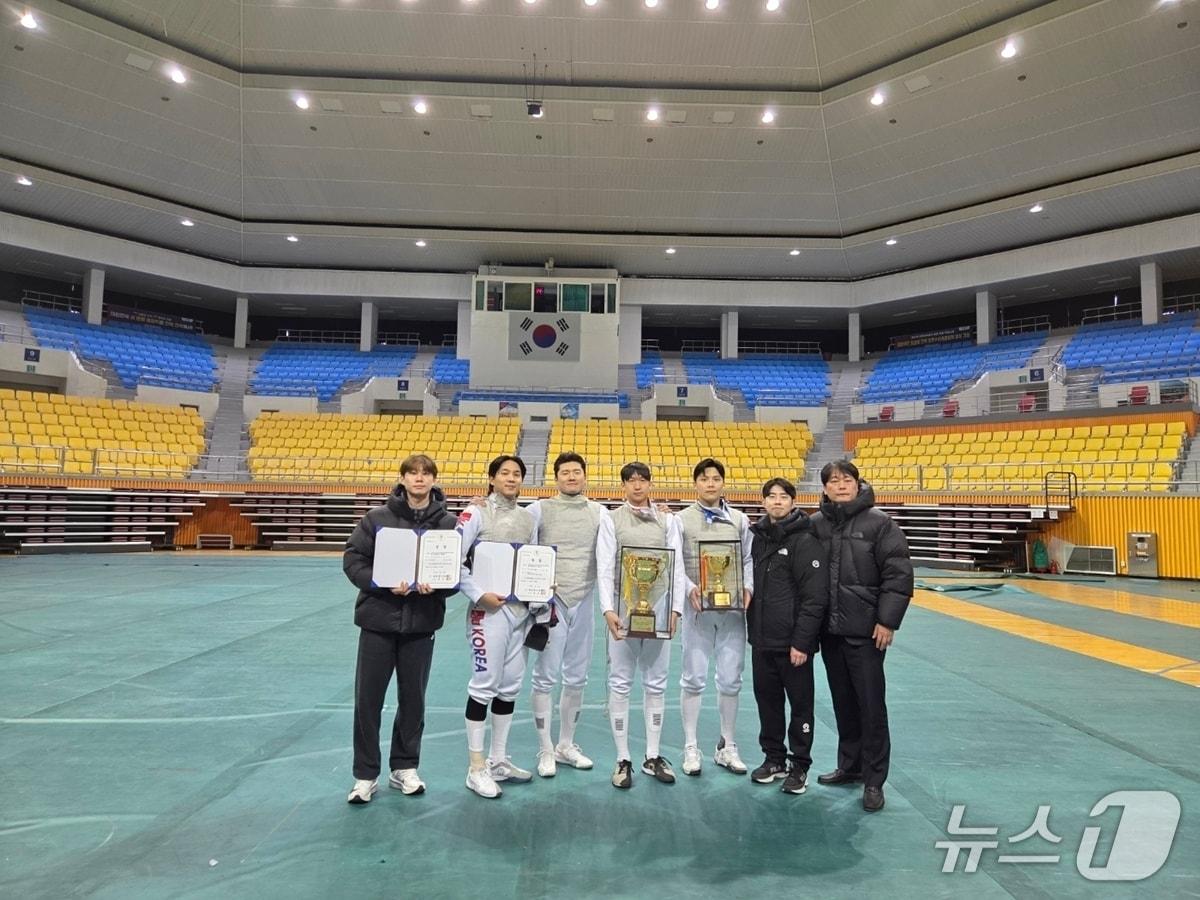 본문 이미지 - 광주시청 펜싱팀.(광주시 제공)