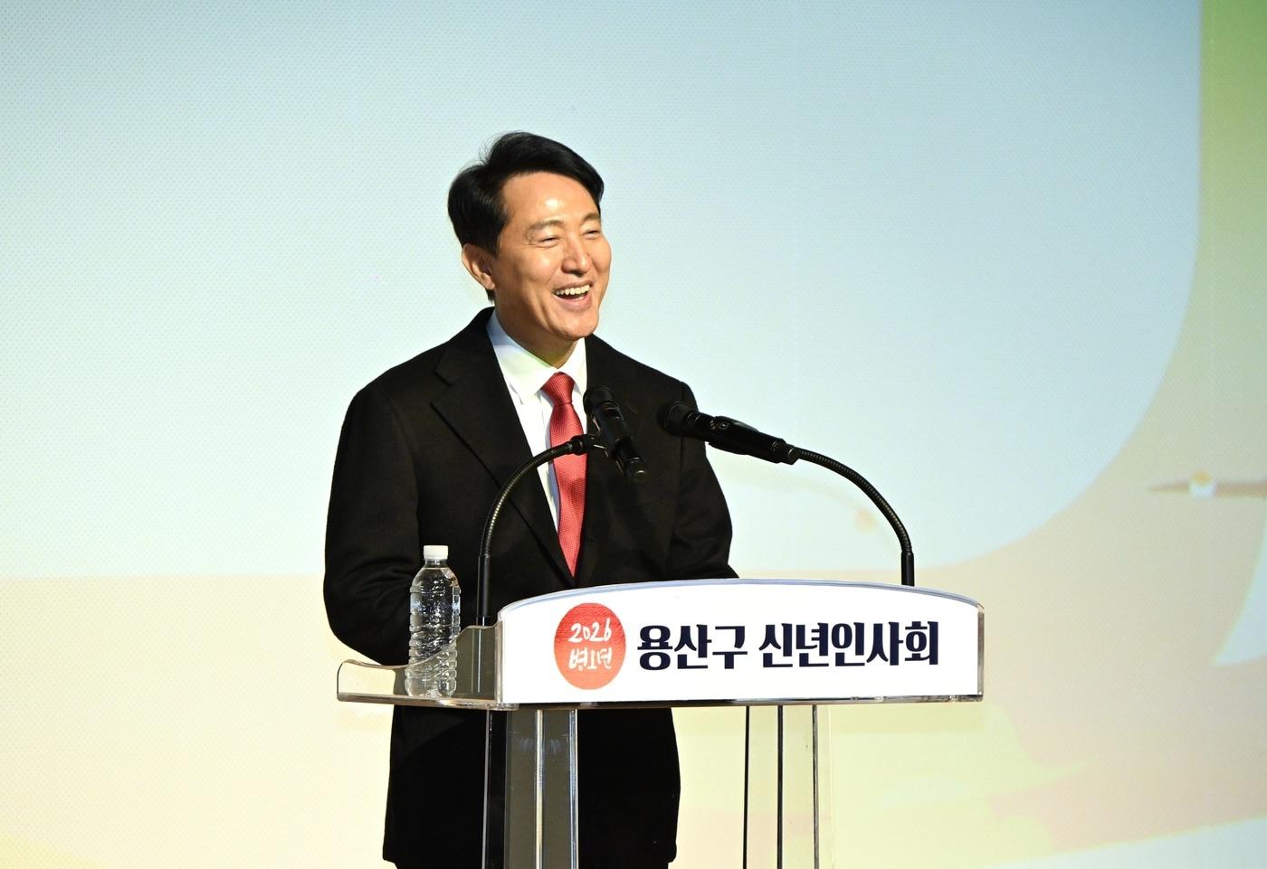 본문 이미지 - 오세훈 서울시장이 23일 '2026 용산구 신년인사회'에서 시정 운영방향을 설명하고 있다.(서울시 제공)