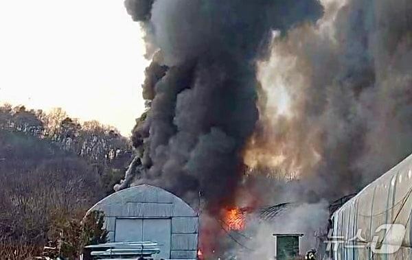 본문 이미지 - 화재 현장. (경기도소방재난본부 제공. 재판매 및 DB 금지) 2026.1.23/뉴스1