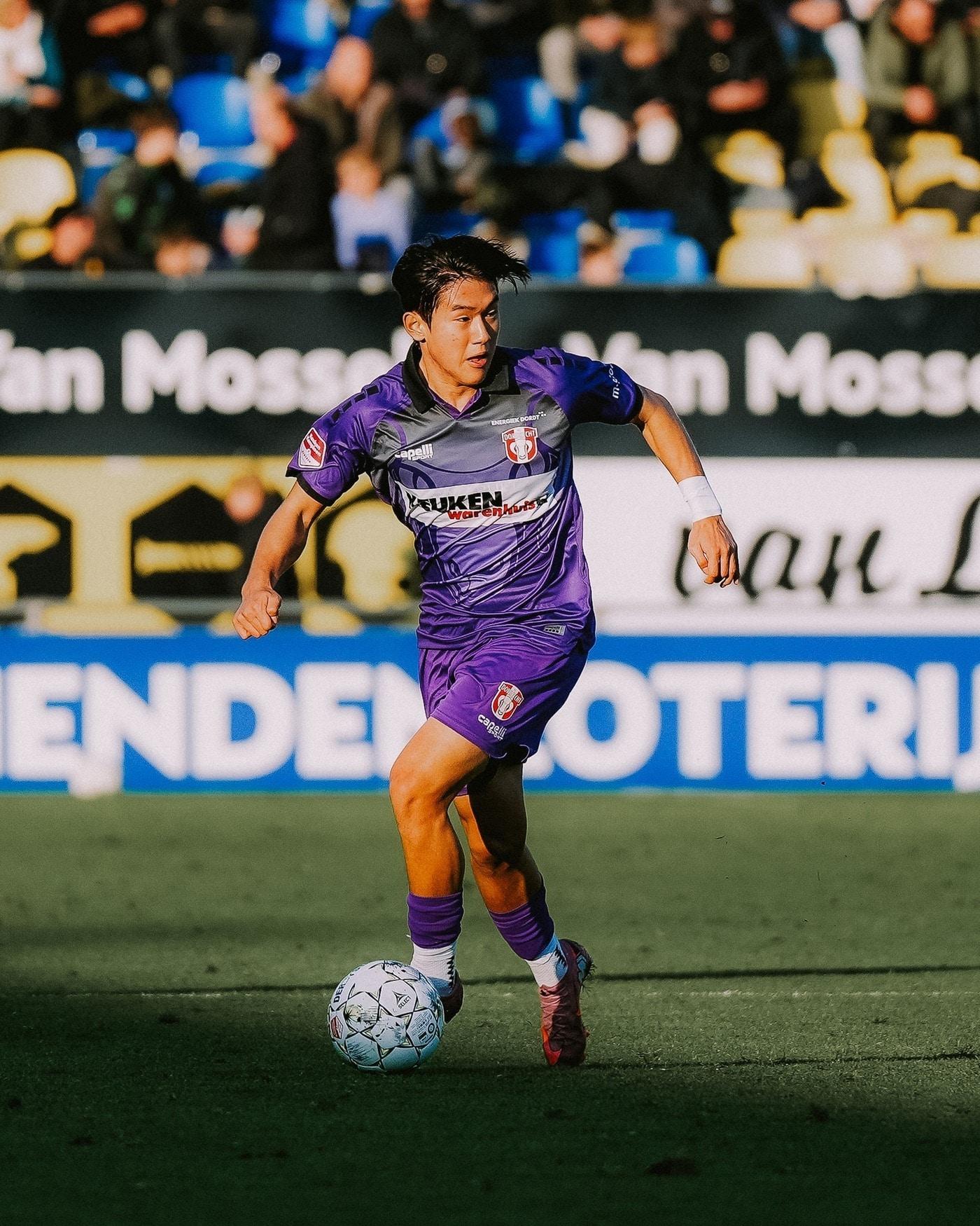 본문 이미지 - 도르드레흐트의 윤도영.(도르드레흐트 페이스북 캡처)