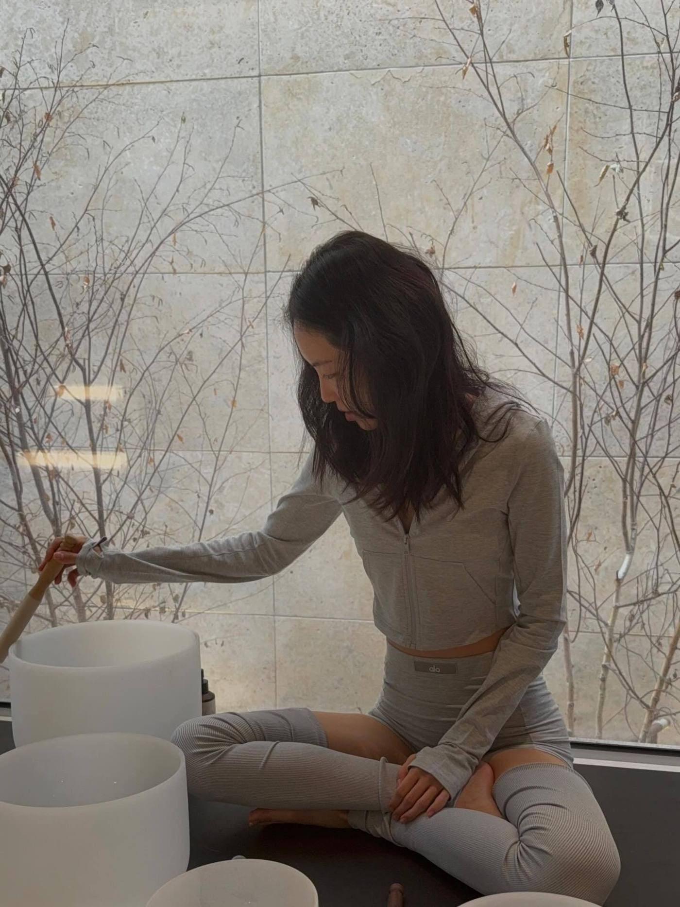 본문 이미지 - 손나은 SNS