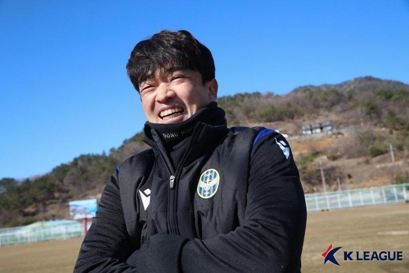 본문 이미지 - 축구선수 은퇴를 선언한 '시우 타임' 송시우(한국프로축구연맹 제공) 
