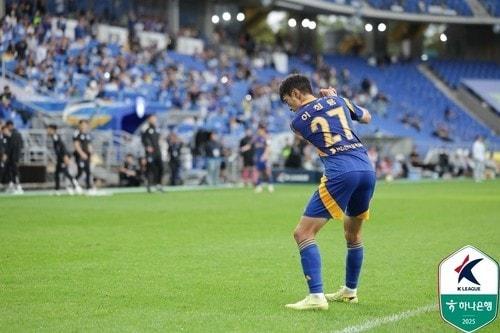 본문 이미지 -  울산 이청용(한국프로축구연맹 제공)