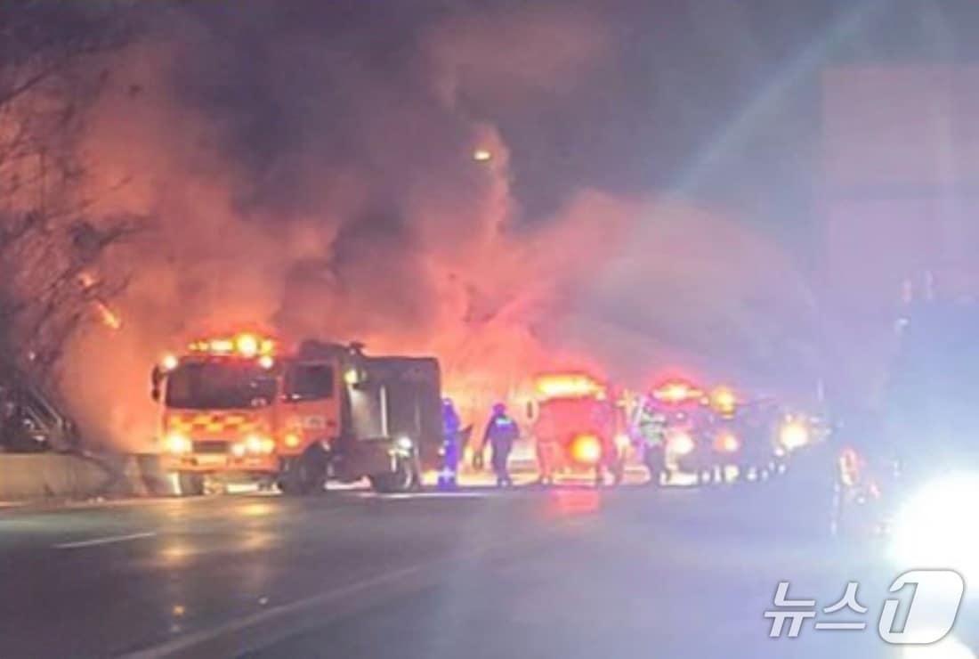 본문 이미지 - 화재 현장. (경기도소방재난본부 제공. 재판매 및 DB 금지) 2026.1.26/뉴스1