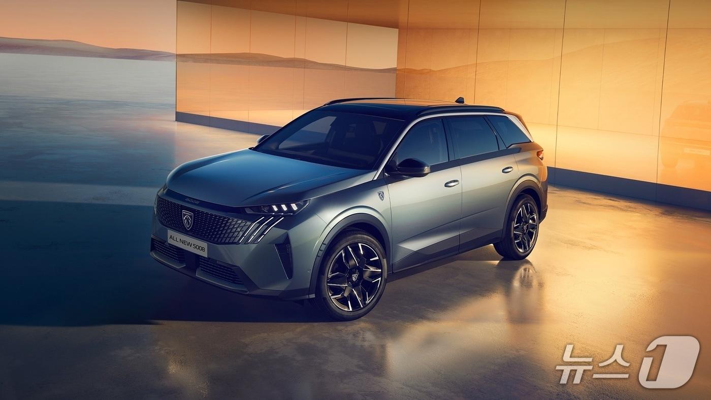 본문 이미지 - 푸조 올 뉴 5008 스마트 하이브리드.(스텔란티스 제공) 