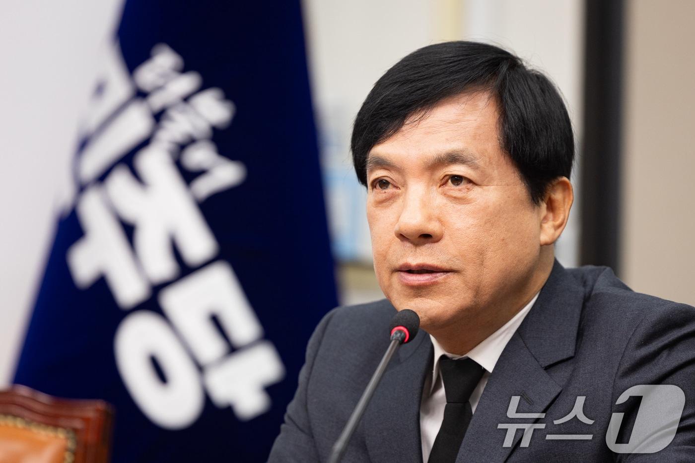 본문 이미지 - 이성윤 더불어민주당 최고위원. 2026.1.26 ⓒ 뉴스1 유승관 기자