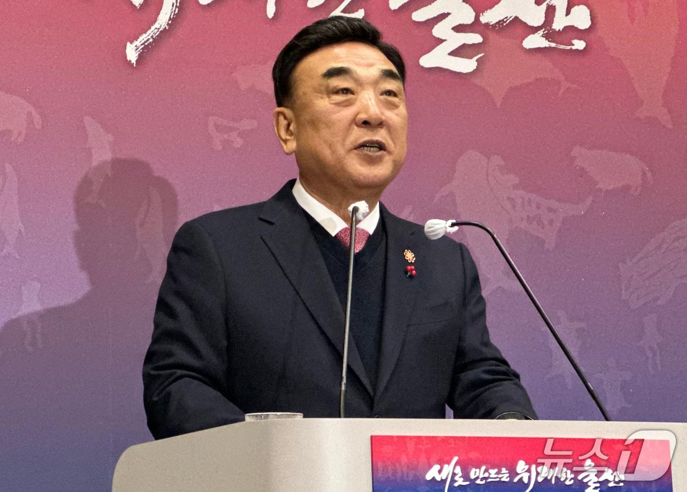 본문 이미지 - 김두겸 울산시장이 26일 울산시청 프레스센터에서 타운홀미팅과 관련한 기자회견을 하고 있다. 2026.1.26/뉴스1 ⓒ News1 조민주 기자