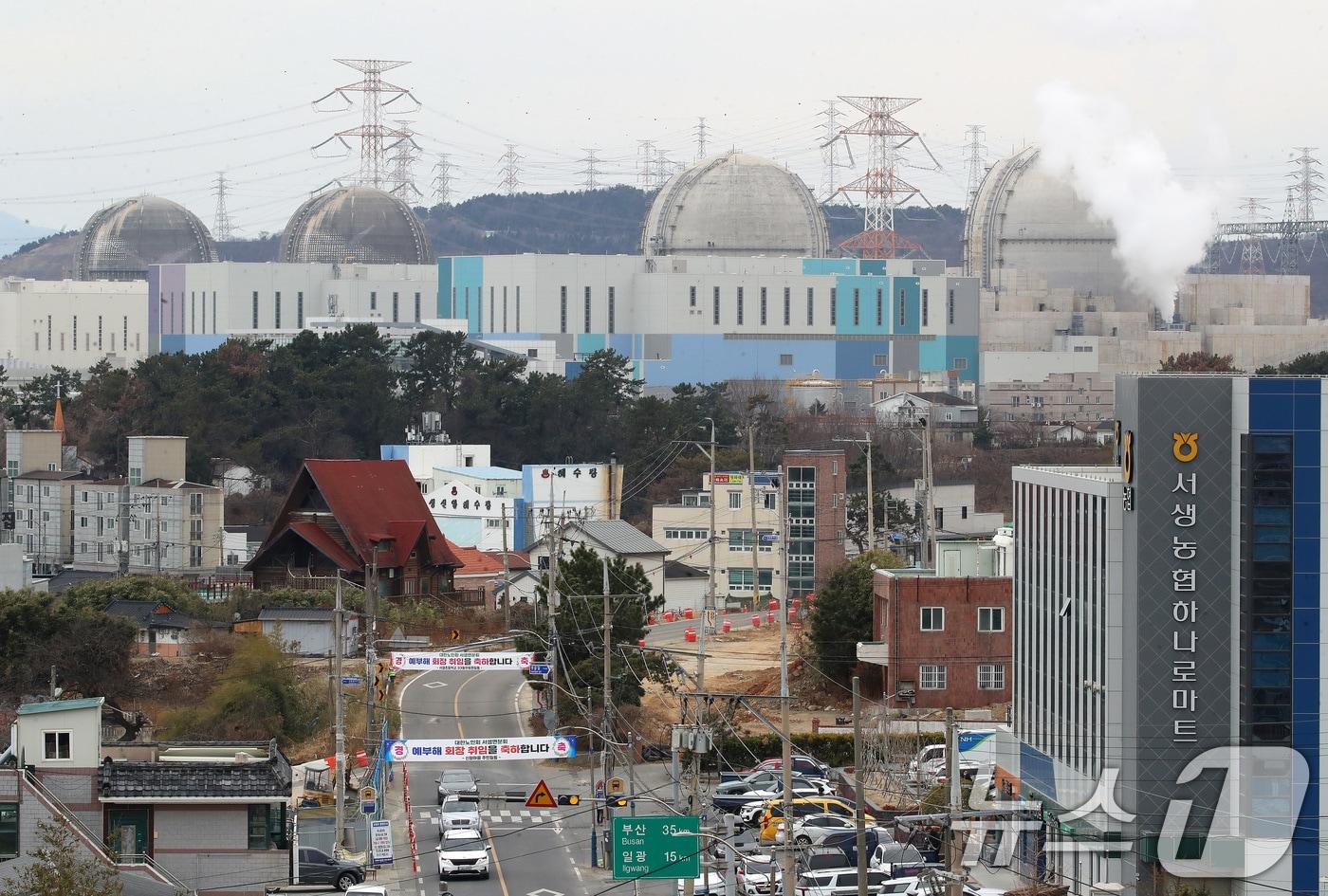 본문 이미지 - 울산 울주군 서생면 공사 중인 새울 3, 4호기 모습. 2026.1.26 ⓒ 뉴스1 윤일지 기자