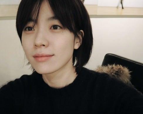 본문 이미지 - 배우 한효주 인스타그램