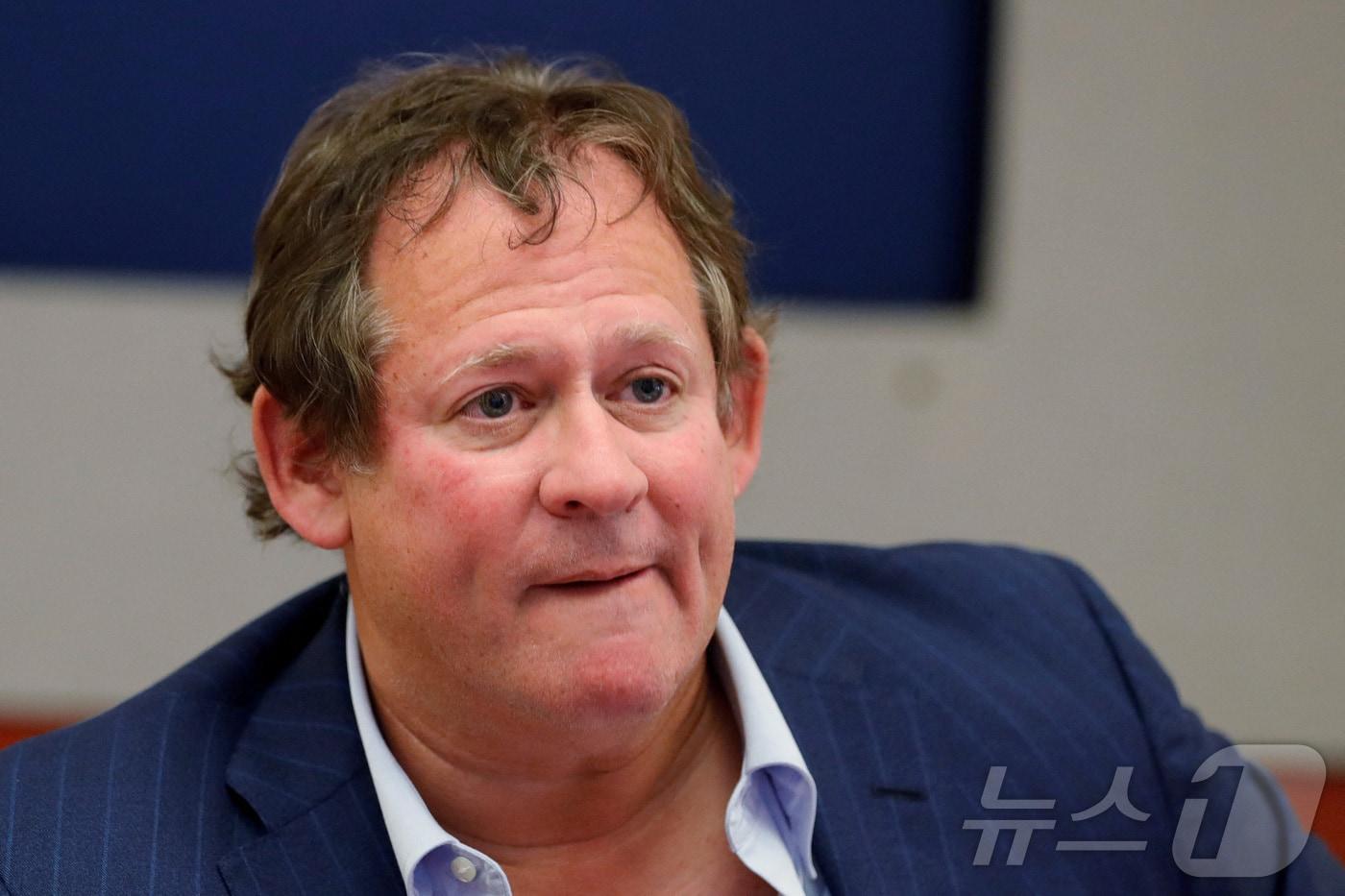 본문 이미지 - 블랙록의 릭 리더 글로벌 채권 최고투자책임자(CIO) ⓒ 로이터=뉴스1