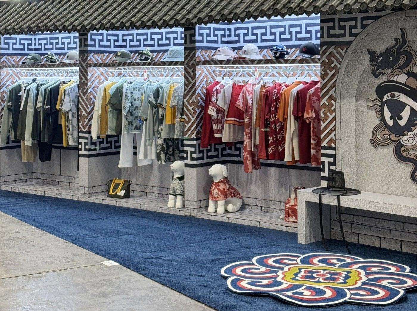 본문 이미지 - 왁(WAAC) 부스 전경(코오롱FnC 제공)