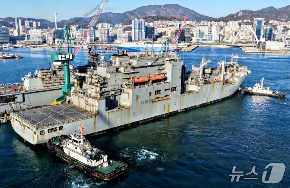 본문 이미지 - HJ중공업의 메탄올 추진 컨테이너선.(HJ중공업 제공. 재판매 및 DB금지)