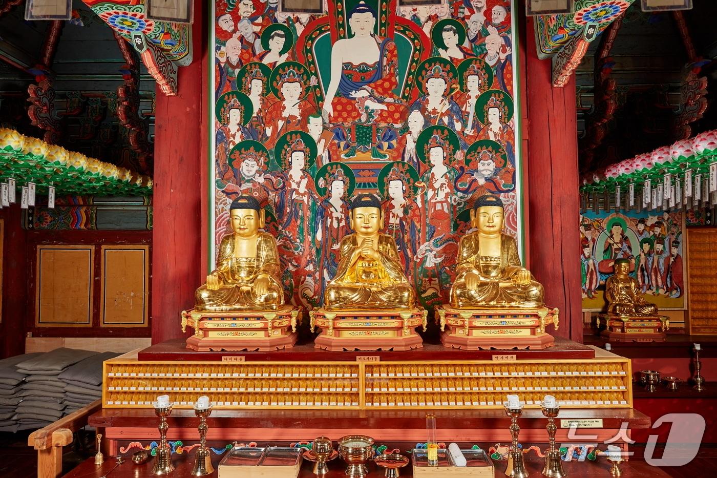 본문 이미지 - 영은사 석조비로자나불좌상.(삼척시 제공, 재판매 및 DB 금지) 2026.1.27/뉴스1