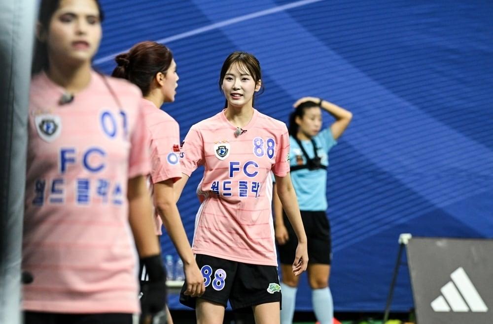 본문 이미지 - SBS '골 때리는 그녀들'(골때녀)