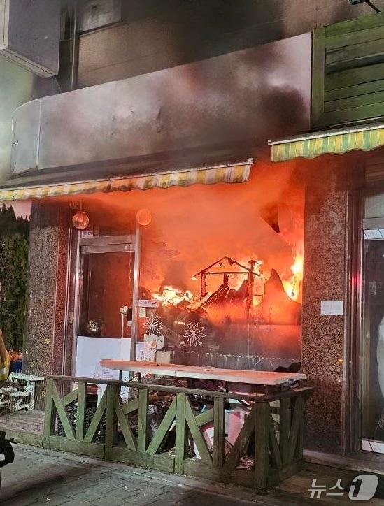 본문 이미지 - 화재 현장. (경기도소방재난본부 제공. 재판매 및 DB 금지) 2026.1.28/뉴스1
