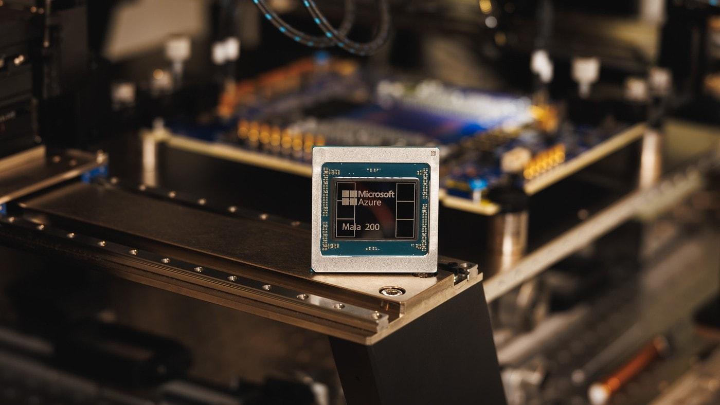 본문 이미지 - 마이크로소프트가 자체 개발한 AI 가속기 '마이아200'(마이크로소프트 제공). ⓒ 뉴스1