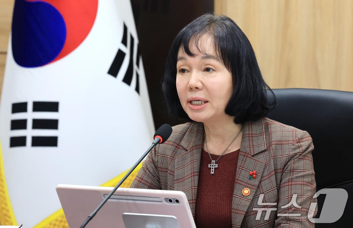 본문 이미지 - 송경희 개인정보보호위원장이 28일 서울 종로구 정부서울청사에서 열린 개인정보보호위원회 전체회의에서 모두발언을 하고 있다. 2026.1.28/뉴스1 ⓒ News1 임세영 기자