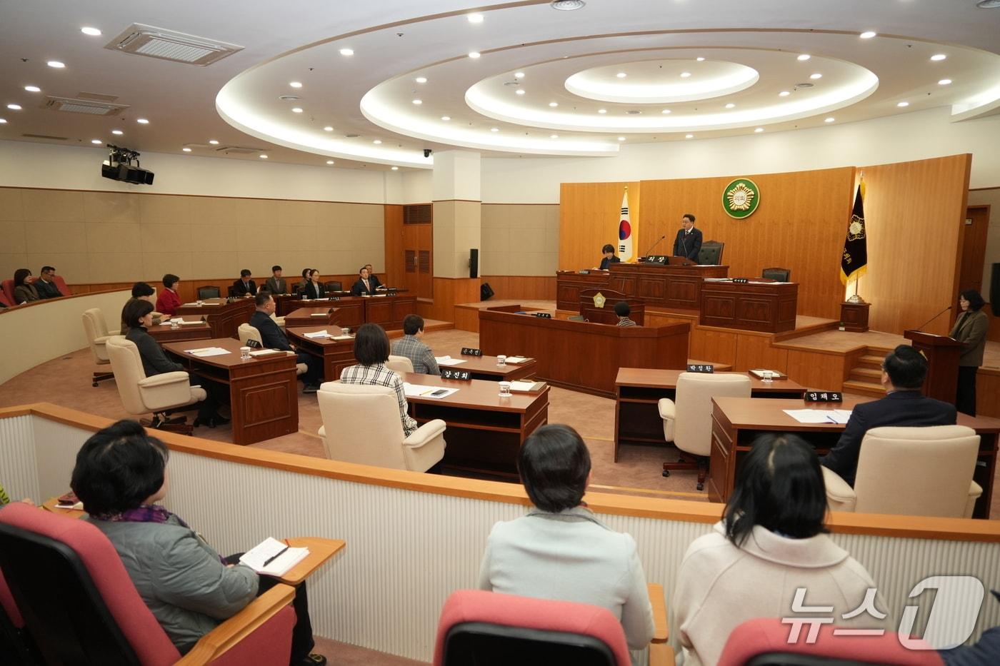 본문 이미지 - 북구의회는 28일 본회의장에서 제1차 본회의를 열고 있다.(울산 북구의회 제공. 재판매 및 DB금지)/뉴스1