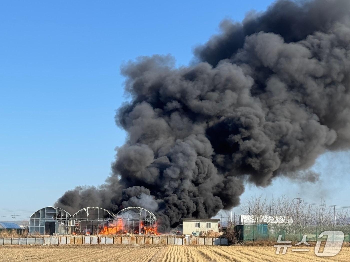 본문 이미지 - 화재 현장. (경기도소방재난본부 제공. 재판매 및 DB 금지) 2026.1.28/뉴스1