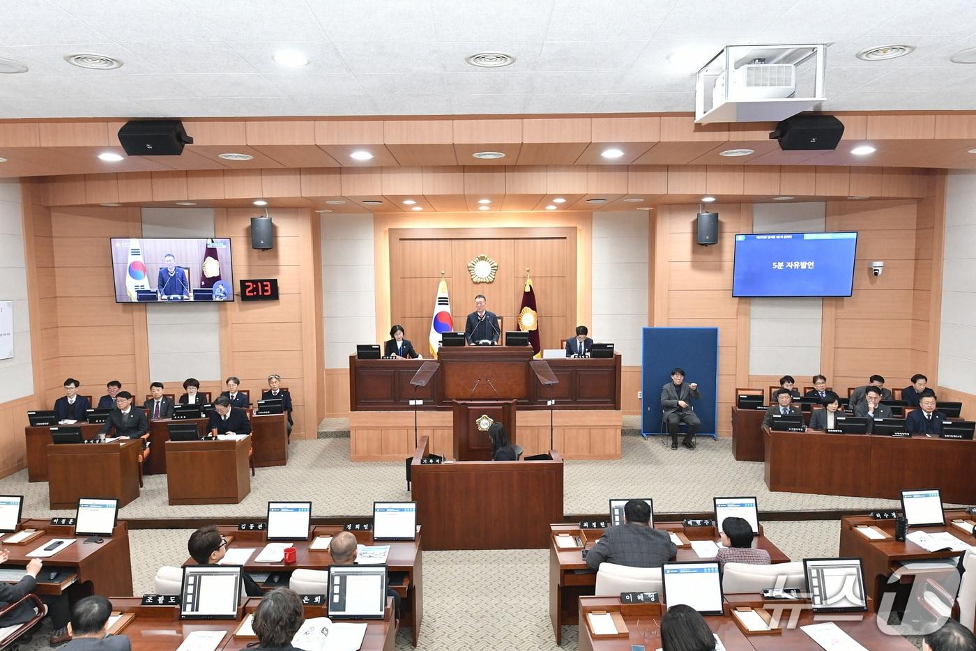 본문 이미지 - 김해시의회가 28일 제276회 1차 본회의를 열고 있다.(김해시의회 제공. 재판매 및 DB금지)