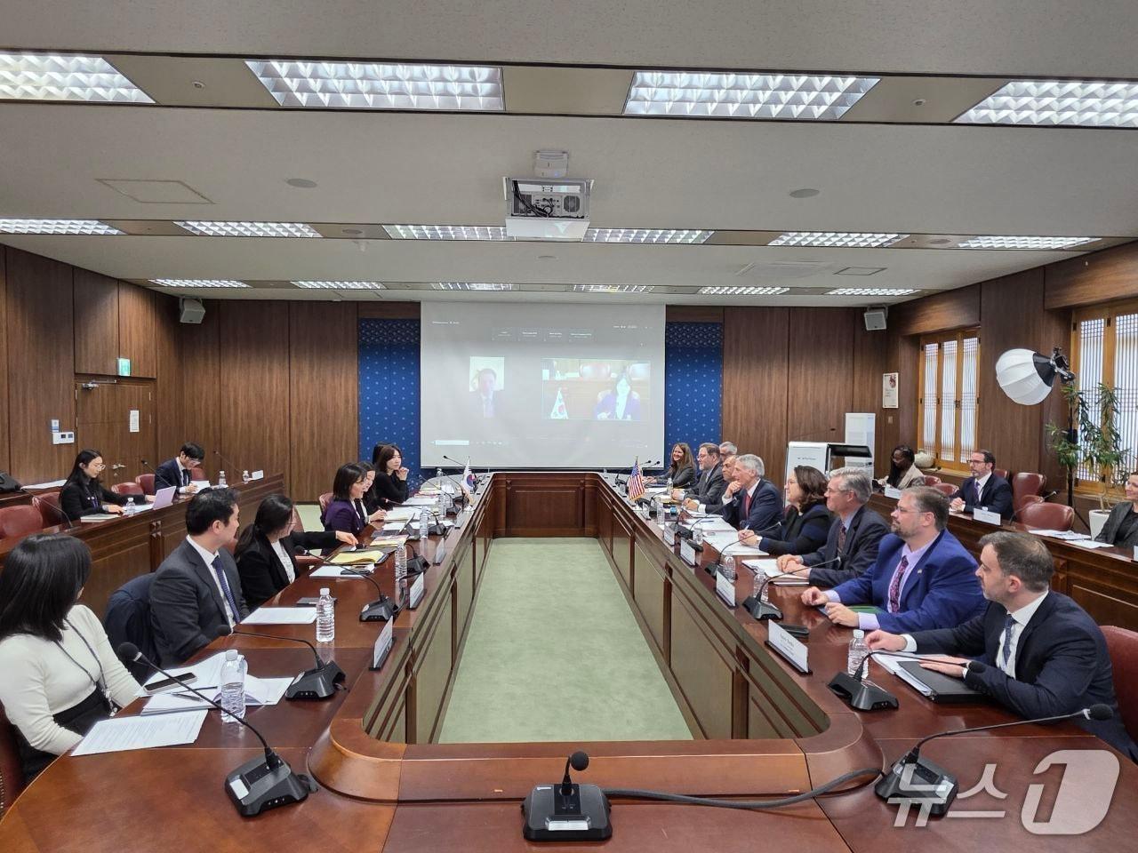 본문 이미지 - 제3차 '한미 비자 워킹그룹'.(외교부 제공)