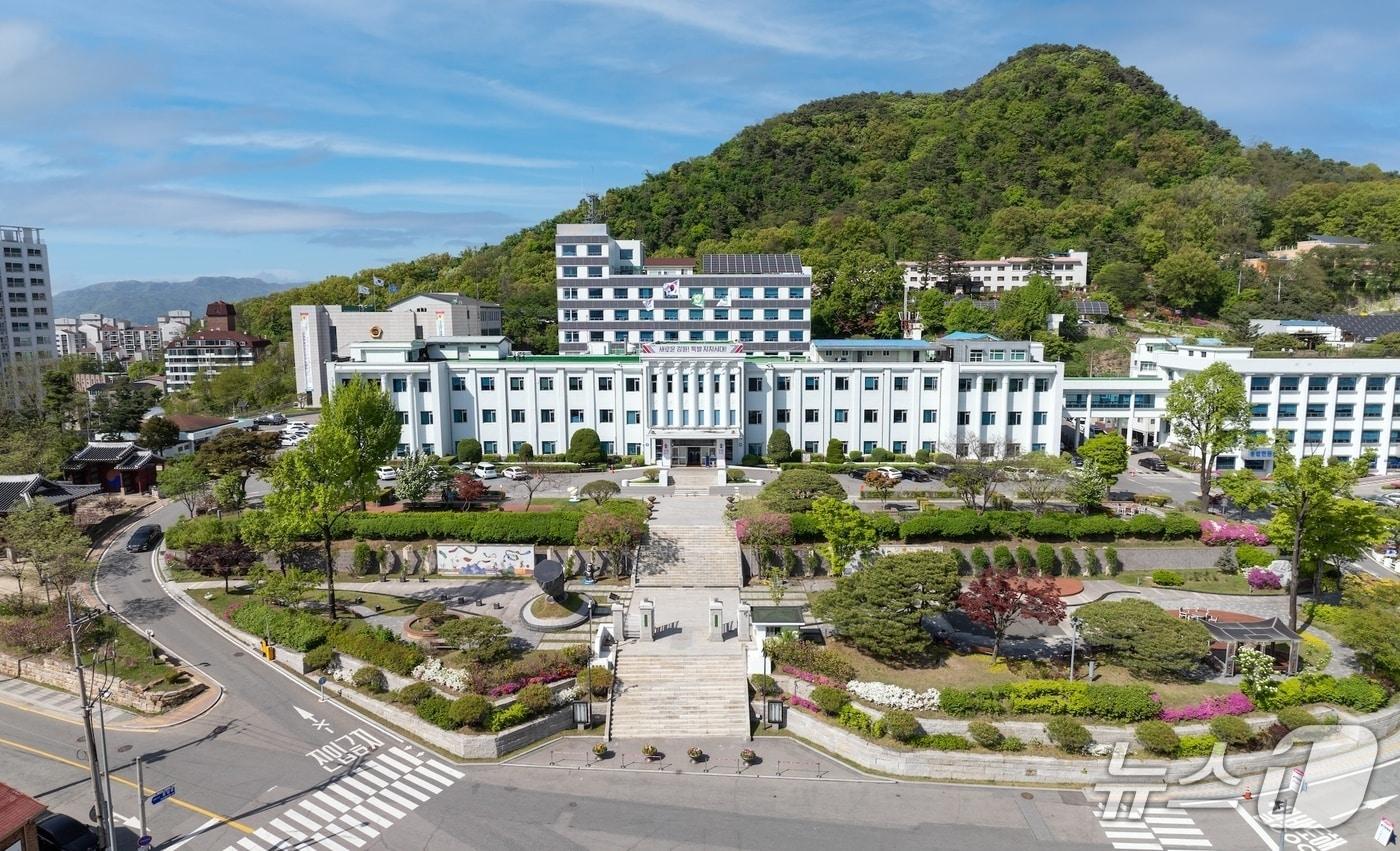 본문 이미지 - 강원특별자치도청사.(강원도 제공. 재판매 및 DB금지)/뉴스1