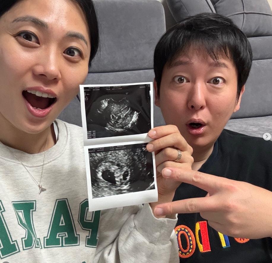 본문 이미지 - 이동진 인스타그램