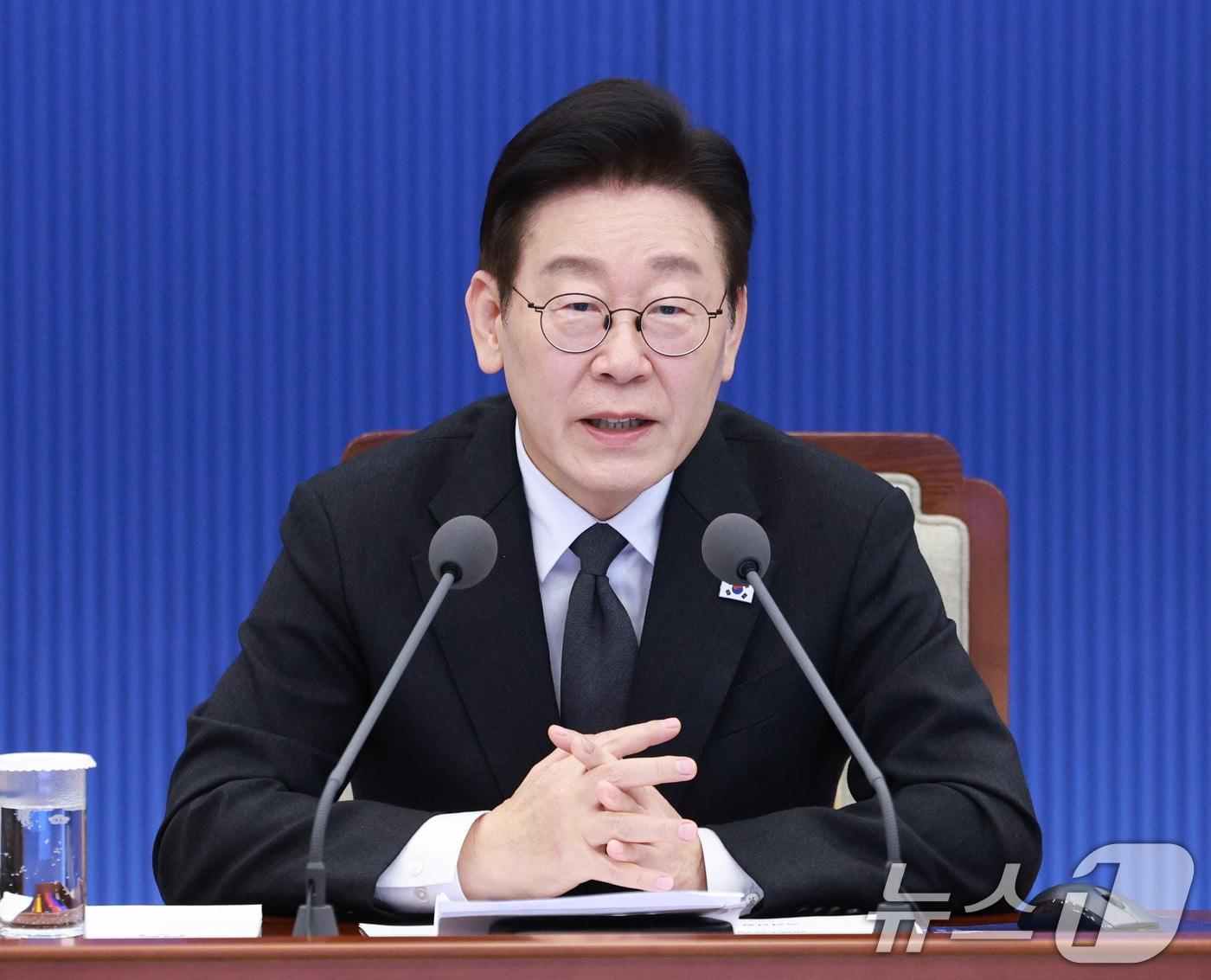 본문 이미지 - 이재명 대통령이 29일 청와대에서 열린 수석보좌관회의에서 발언을 하고 있다. (청와대통신사진기자단) 2026.1.29/뉴스1 ⓒ News1 이재명 기자