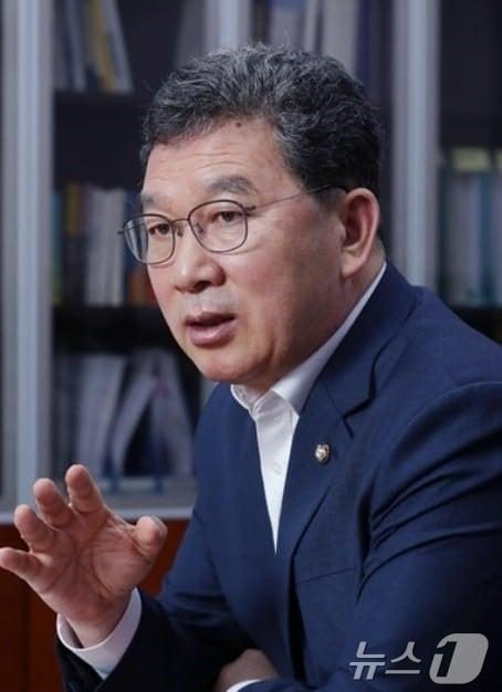 본문 이미지 - 국회 행정안전위원장을 맡고 있는 신정훈 더불어민주당 국회의원(나주·화순) /뉴스1