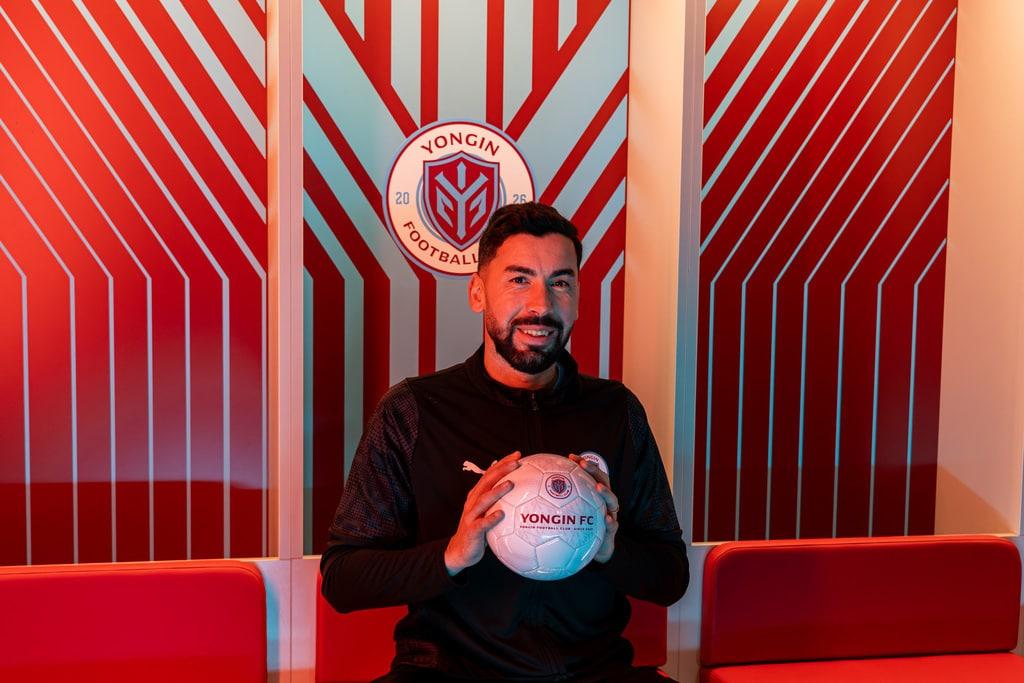 본문 이미지 - 28년 만에 첫 외국인 골키퍼로 등록된 용인FC 노보. (용인FC 제공)