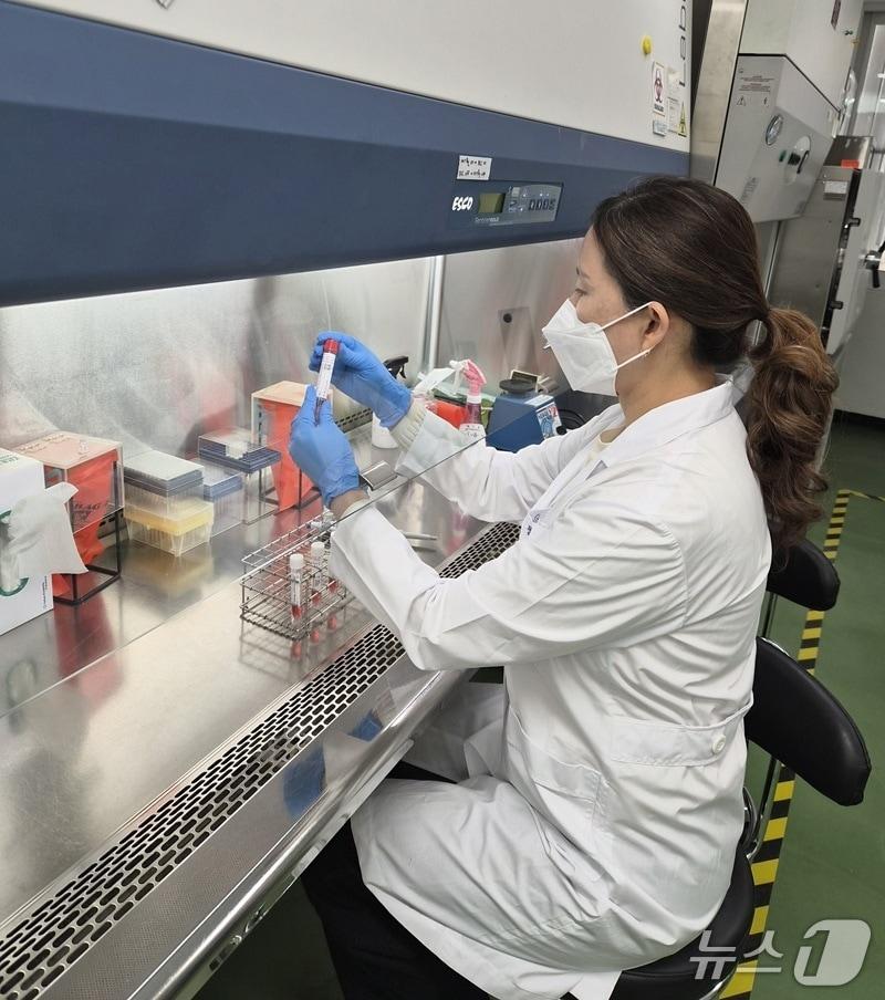 본문 이미지 - 대전시보건환경연구원이 호흡기감염병 대응 병원체 감시를 확대한다. (연구원 제공) / 뉴스1
