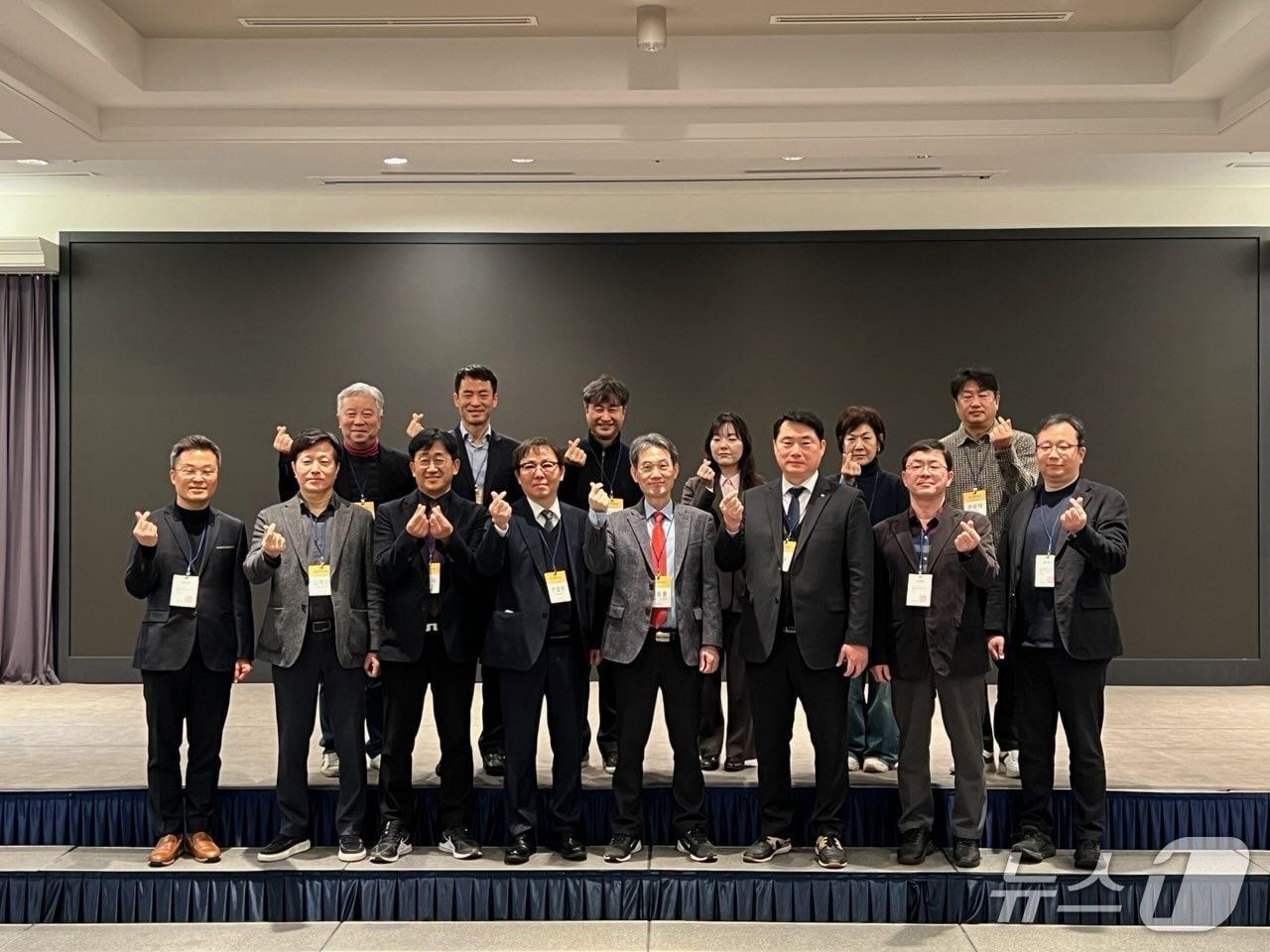 본문 이미지 - 인천시는 1월 29일부터 31일까지 제주에서 열린 '2026 제15회 대한공간정보학회 신년학술대회'에 참가했다. (인천시 제공.재판매 및 DB금지)