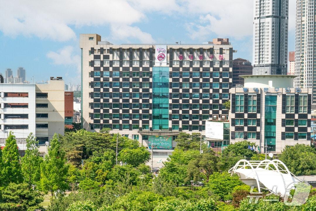 본문 이미지 -  동대문구청 전경 (동대문구 제공) 