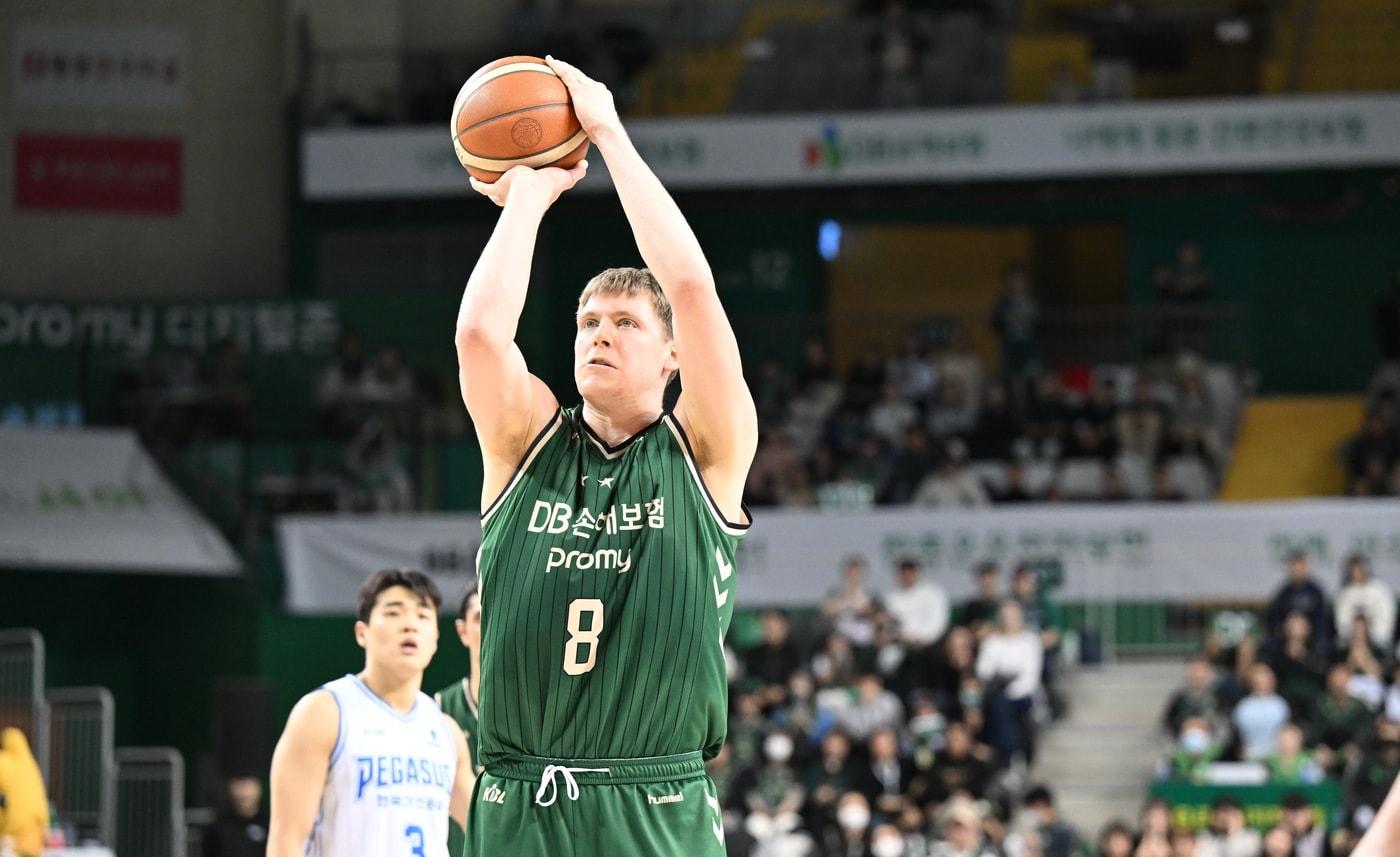 본문 이미지 - 원주 DB의 헨리 엘런슨. (KBL 제공)