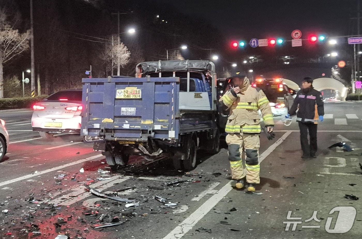 본문 이미지 - 사고현장(독자제공/뉴스1)