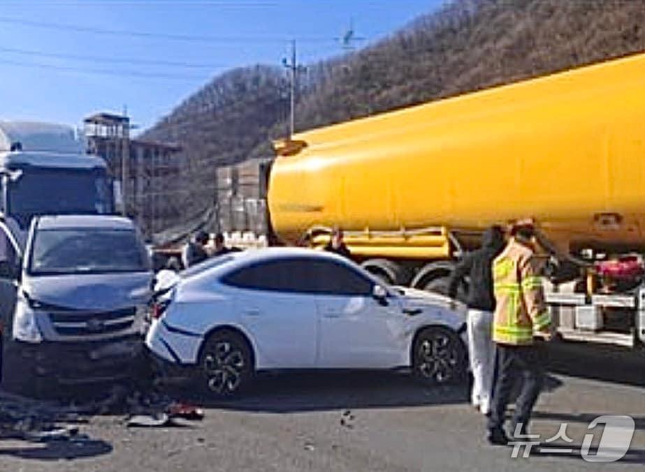 본문 이미지 - 사고 현장. (경기도소방재난본부 제공. 재판매 및 DB 금지) 2026.1.31/뉴스1