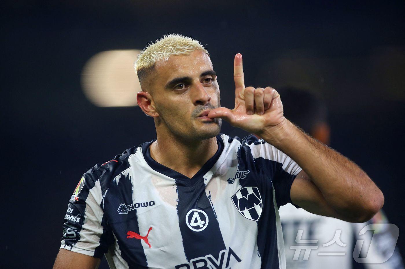 본문 이미지 - 멕시코 공격수 베르테라메 ⓒ AFP=뉴스1